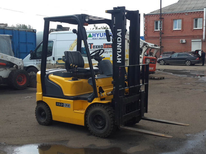   hyundai 15d7e